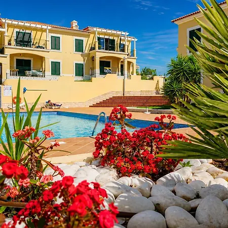 Vista Bonita Algarve Apartment *